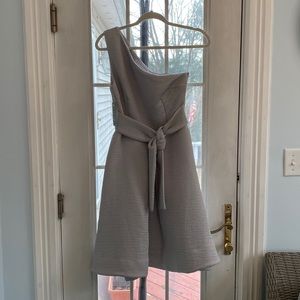 Keepsake Label one-shoulder light grey dress with tie in front